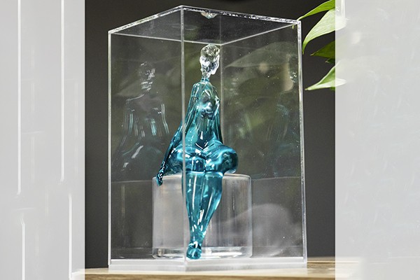 Custom Resin Art Sculptures – Blue Sitting Woman Figure  Custom Resin Art Sculptures – Blue Sitting Woman Figure